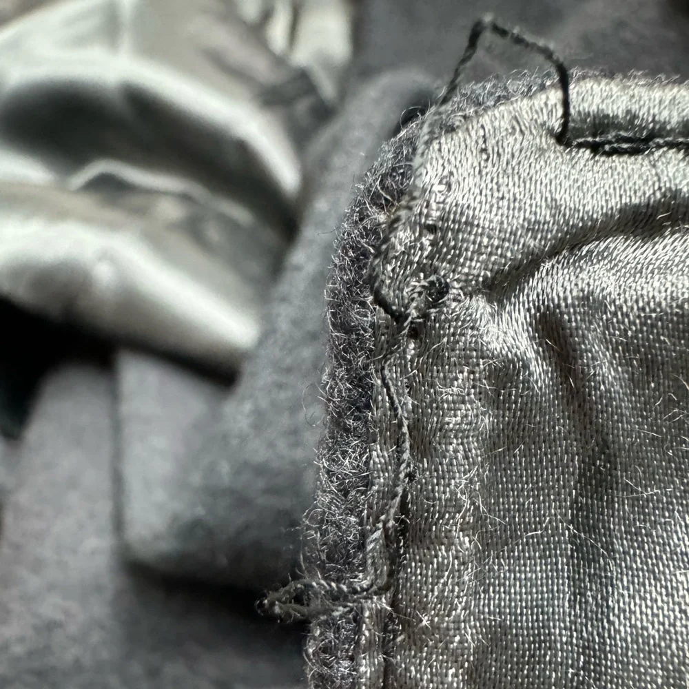 Mens Henry James Ltd Vtg Italy Cashmere Wool Three Button Long Overcoat Gray 42R - Picture 15 of 15